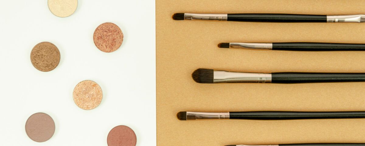 set-pensule-machiaj-par-natural