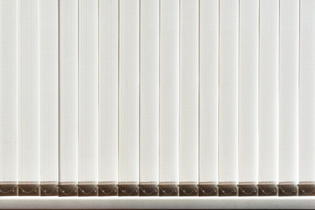 jaluzele-verticale-tip-perdea-5